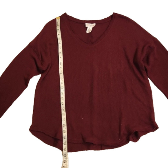 Womens For The Republic maroon v neck knit long sleeve top size Medium. - Picture 13 of 14